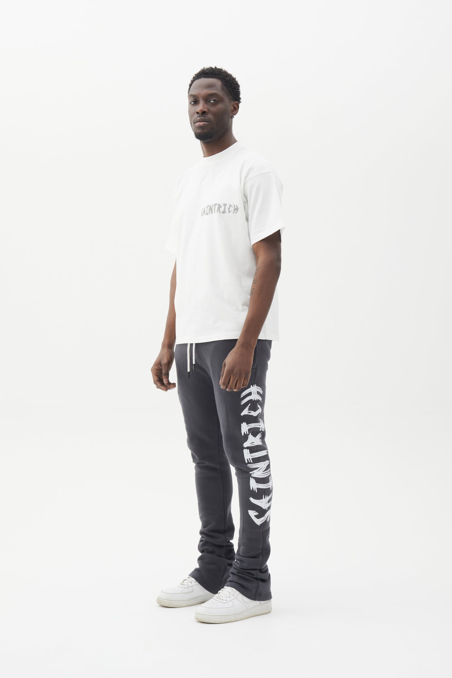 LOGO TEE